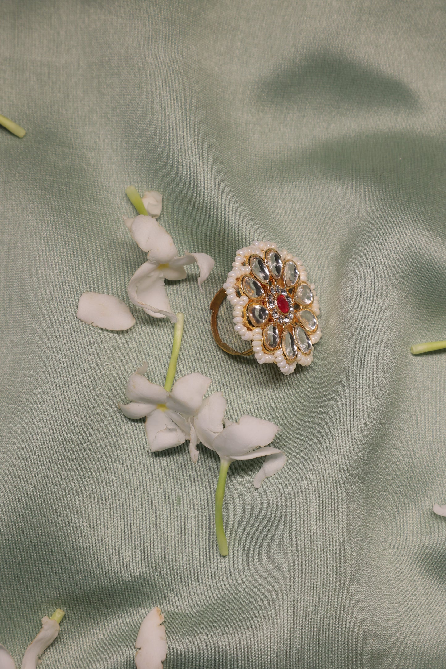 Flower Shaped Kundan & Pearl Ring