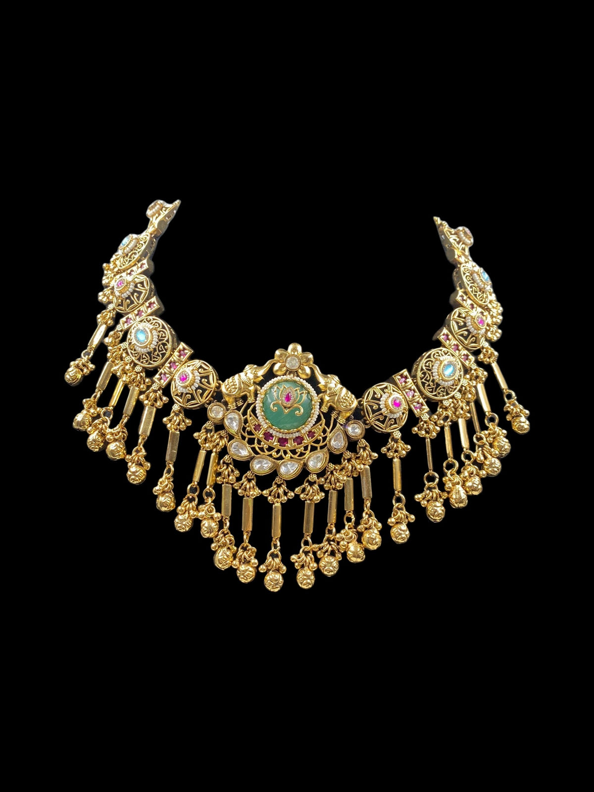 TEMPLE SHORT NECKLACE WITH EARRINGS