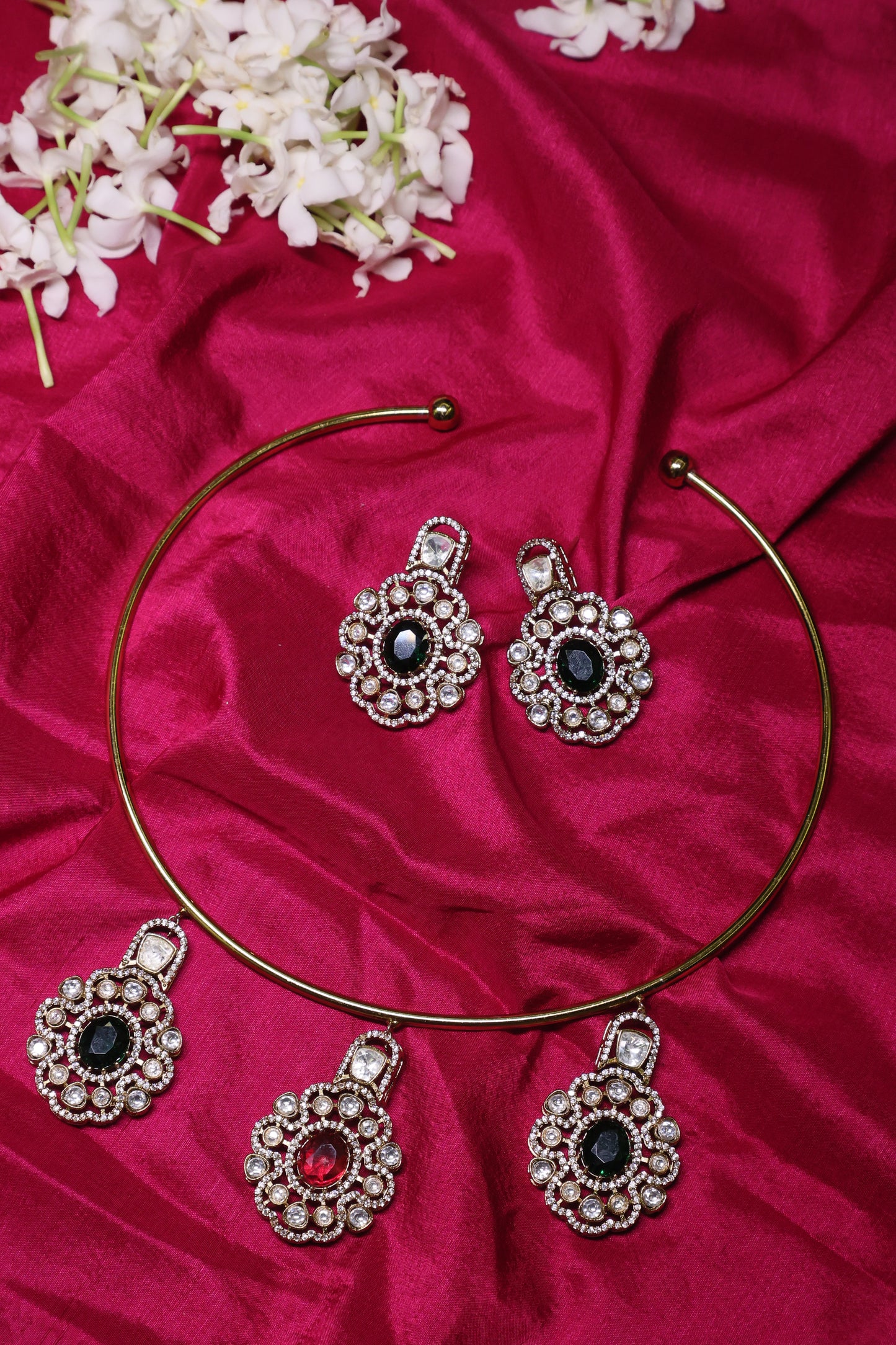 Aarohi - Polki Hasli with Earrings