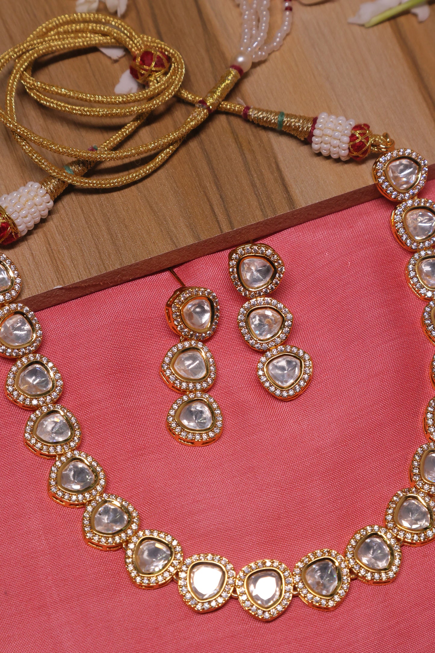 Noor - Polki Necklace with Earrings