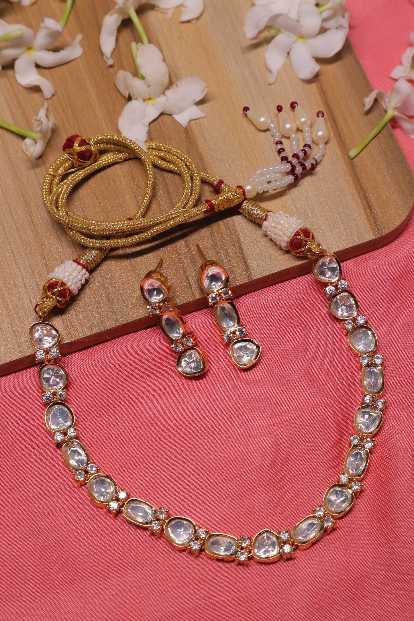 Noor - Single Line Polki Necklace with Earrings