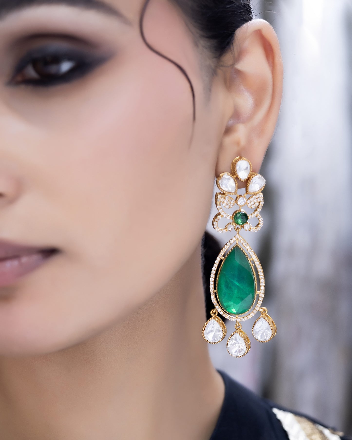 Irya – Polki & Emerald Earrings