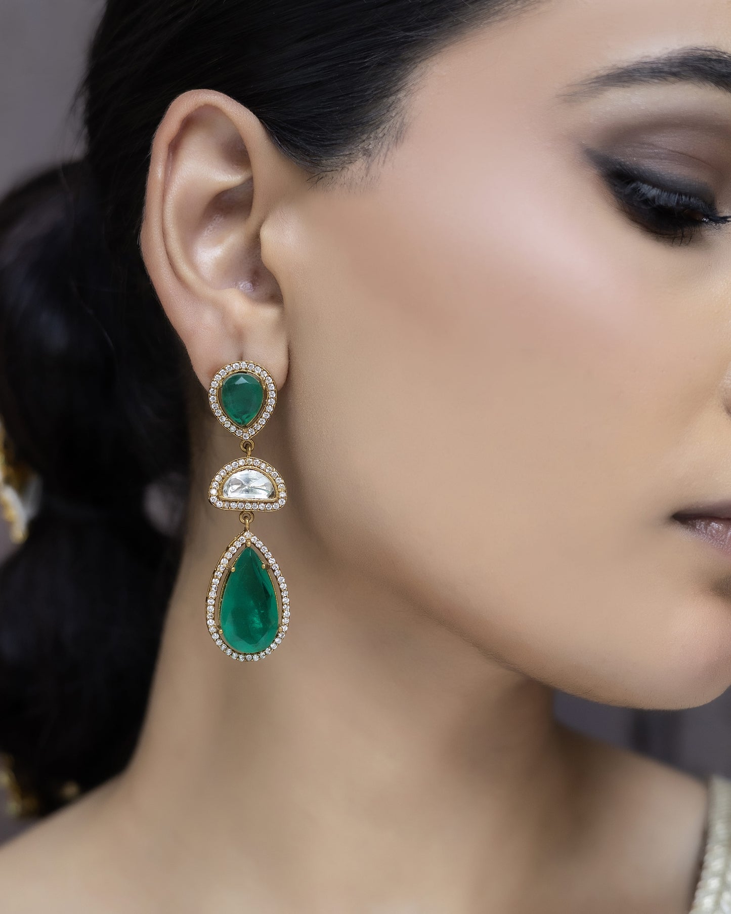 Kanira – Polki & Emerald Earrings