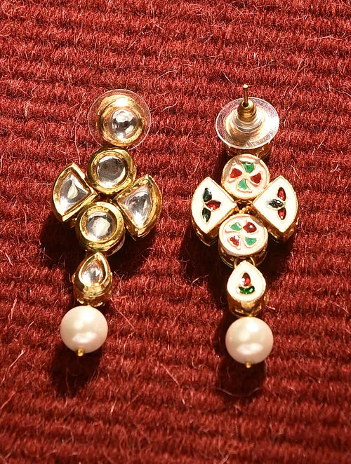 Traditional Kundan Necklace with Earrings