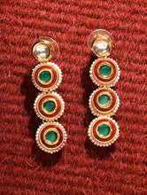 Load image into Gallery viewer, Traditional Kundan Necklace with Earrings
