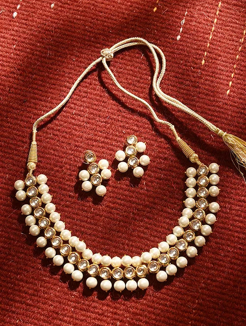 Classic Kundan and Pearl Choker with Earrings