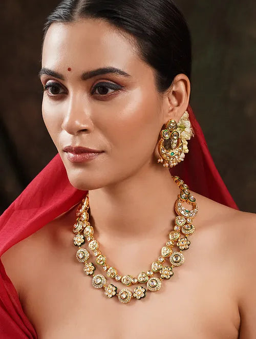 Kundan Chaandbali Necklace with Earrings