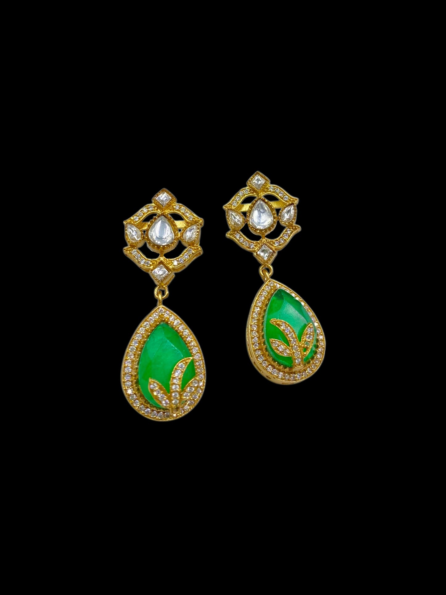 Neelaya – Polki & Emerald Earrings