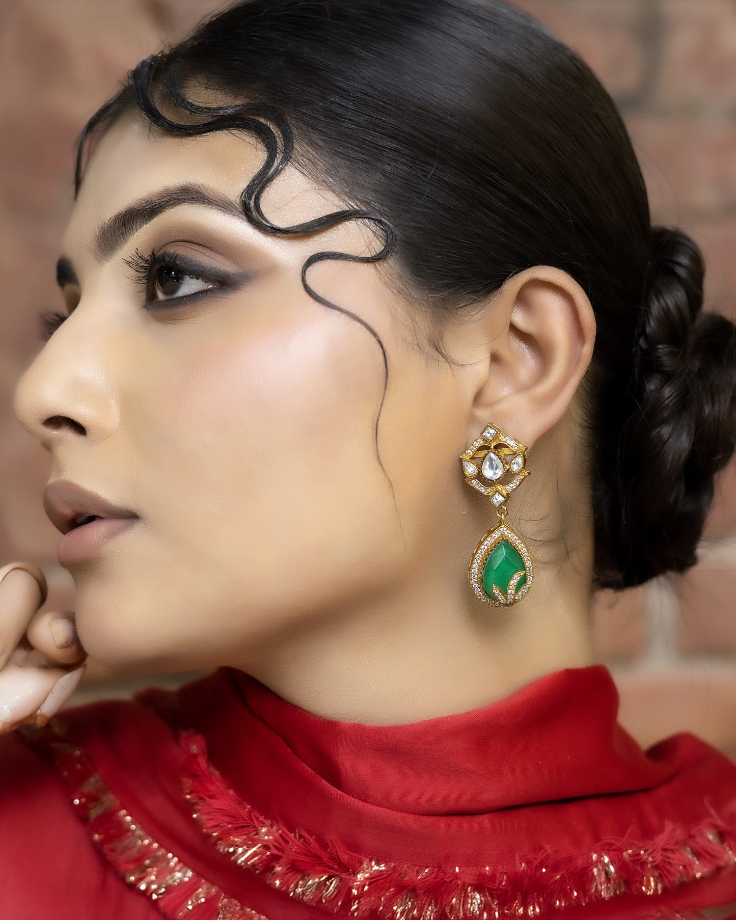 Neelaya – Polki & Emerald Earrings