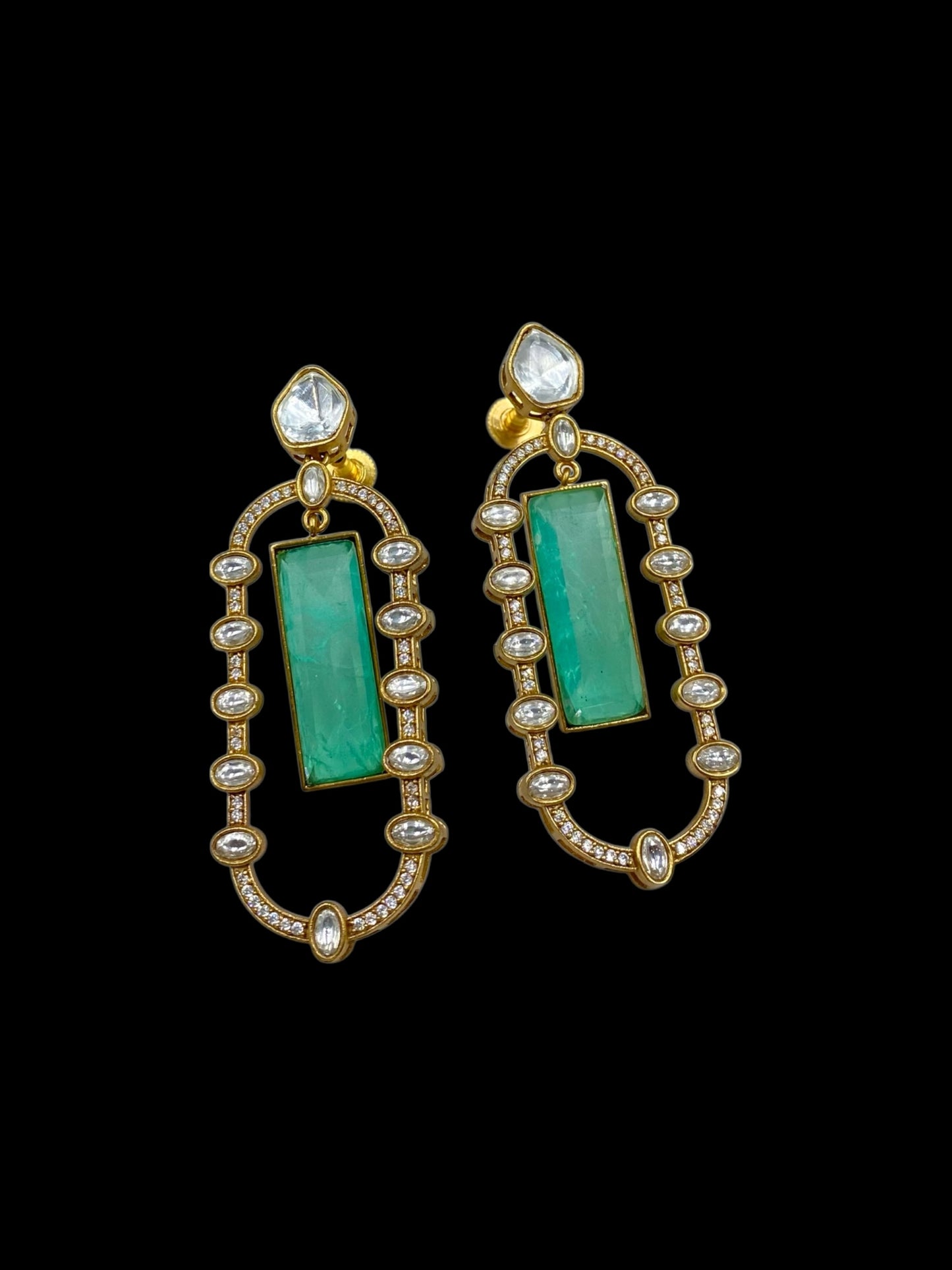 Panna – Polki and emerald stone earrings.