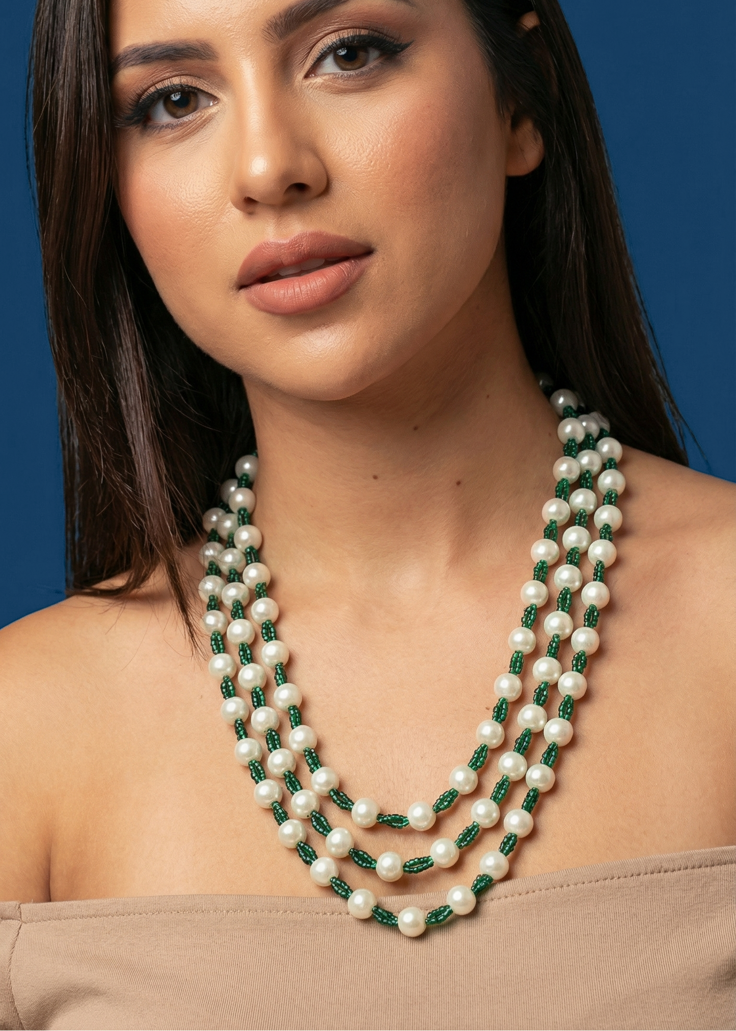 TRIPLE LINE WHITE SHELL PEARL & HYDRO LONG NECKLACE