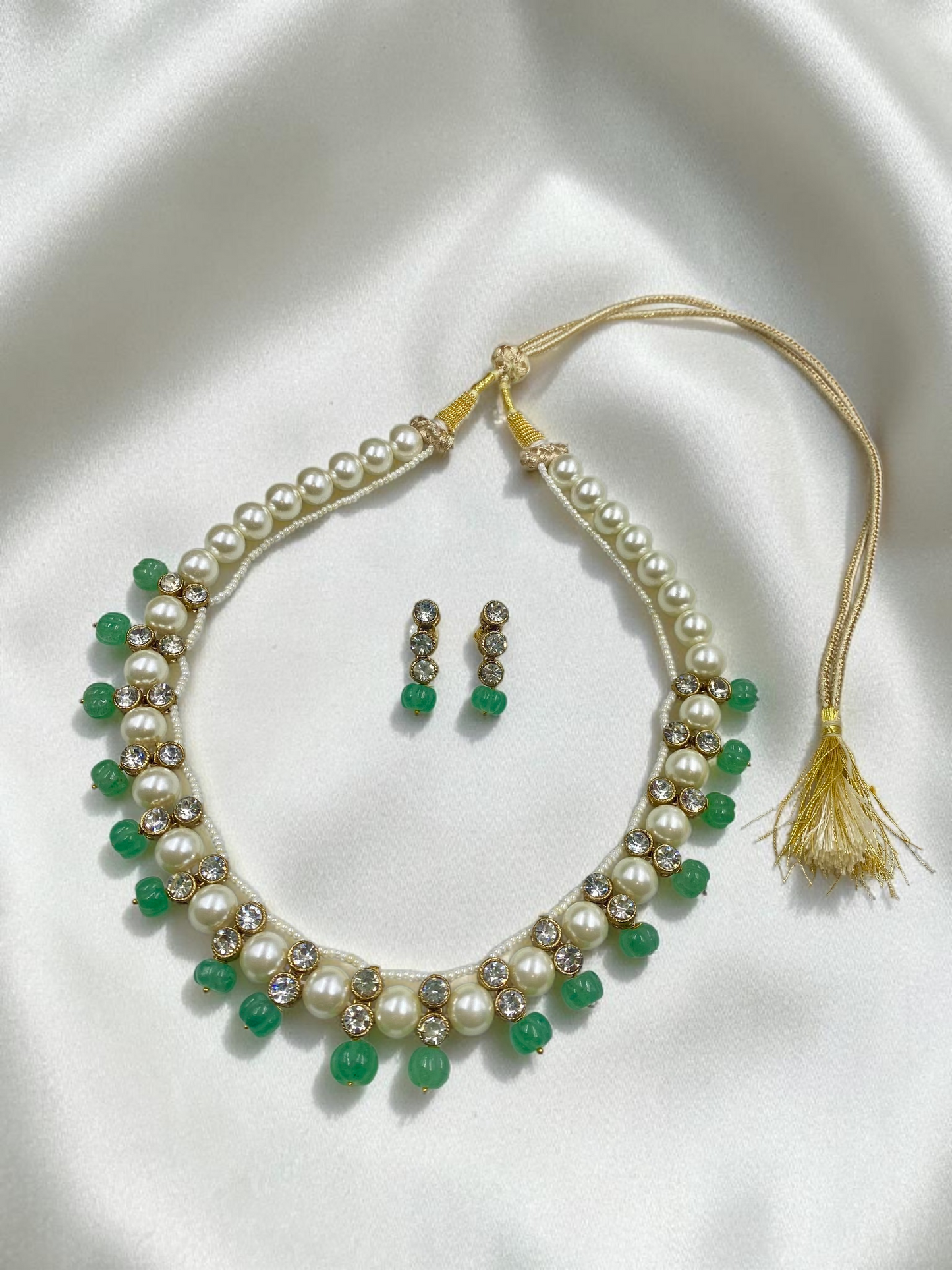 WHITE SHELL PEARL AND GREEN BEADS POLKI NECKLACE WITH EARRINGS
