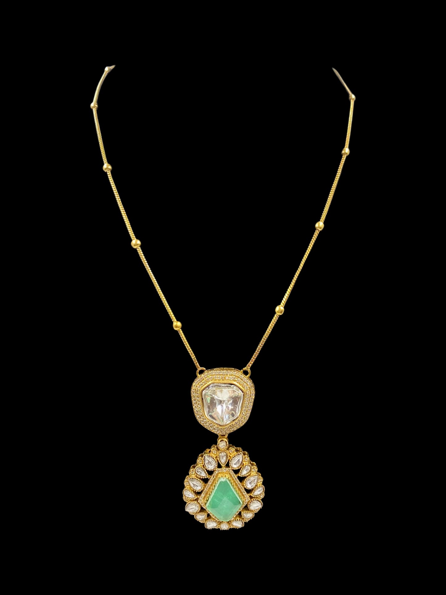 Ratna - Polki Pendant Grace Set With Earrings