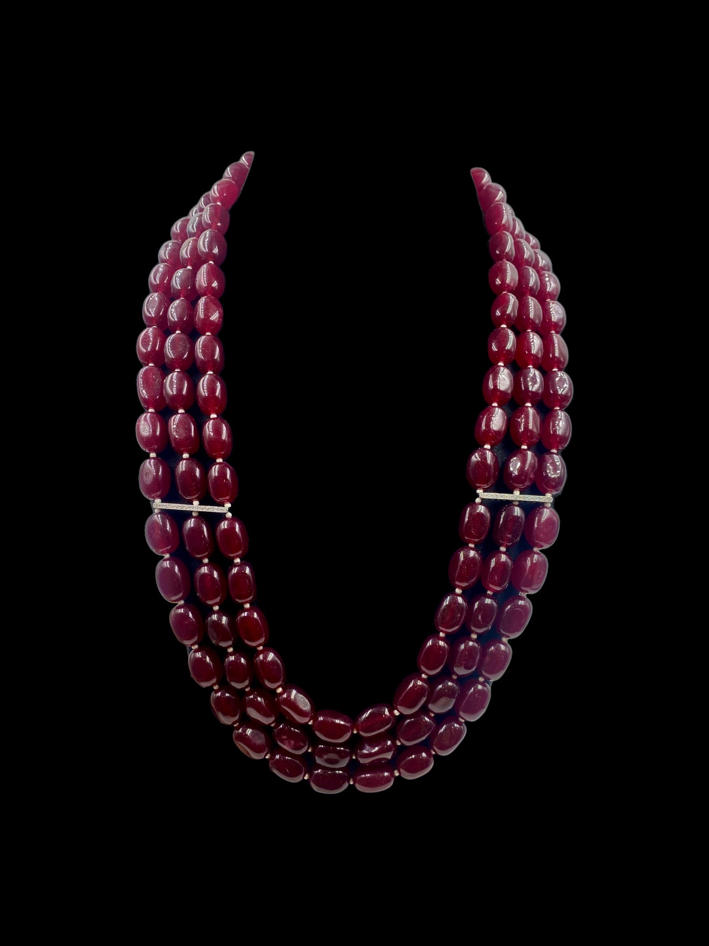 RED QUARTS TRHEE LINE LONG NECKLACE