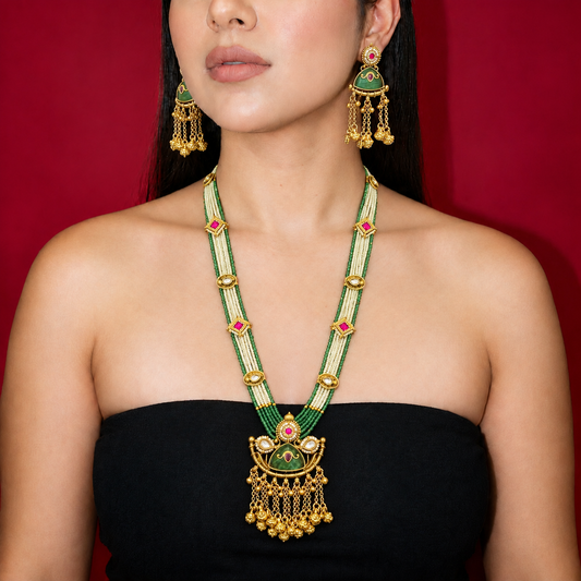 TEMPLE MINT GREEN & PEARL LONG NECKLACE WITH EARRINGS