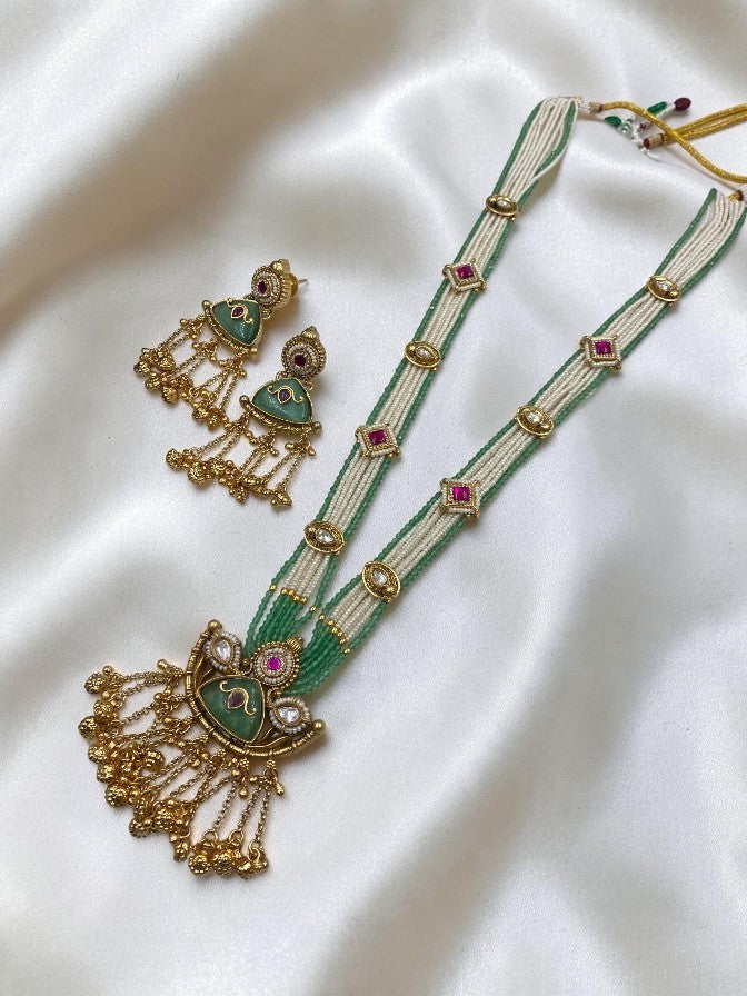 TEMPLE MINT GREEN & PEARL LONG NECKLACE WITH EARRINGS