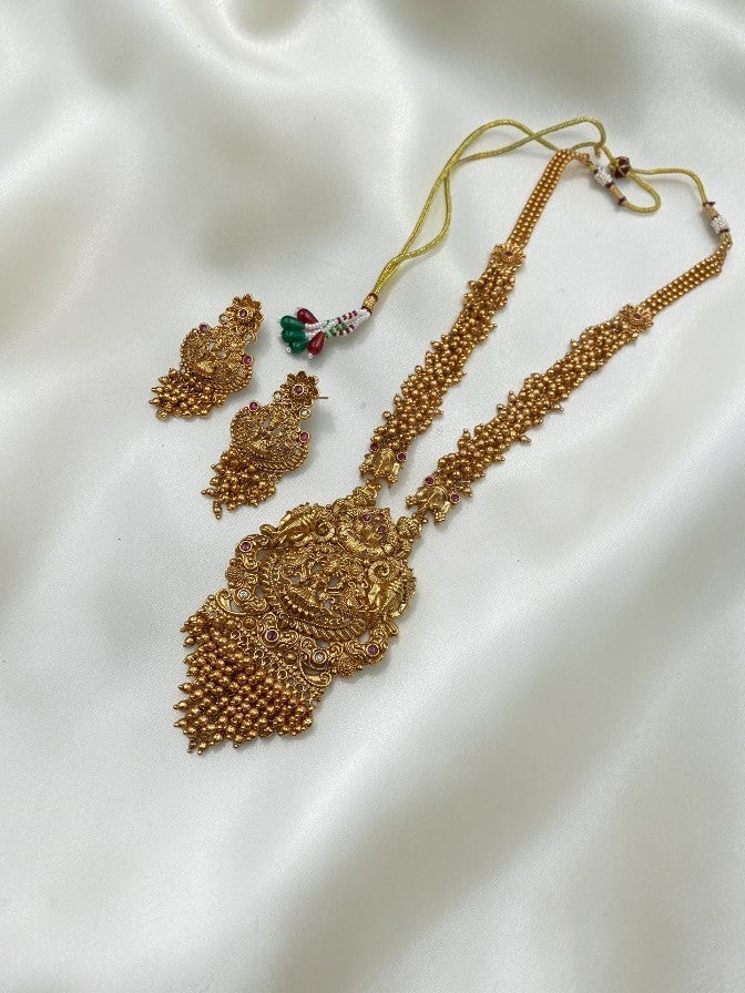 TEMPLE GOLDEN LONG NECKLACE WITH EARRINGS