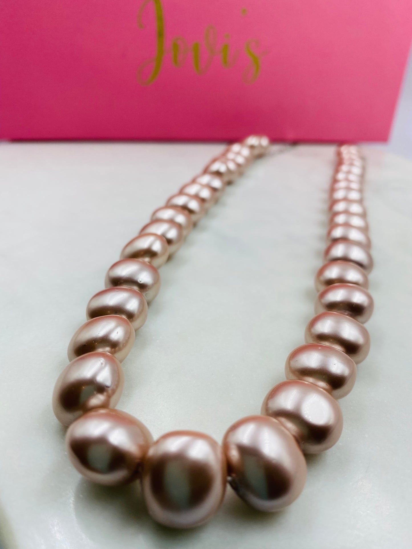 Single Line Mauve Egg Shell Pearl Necklace