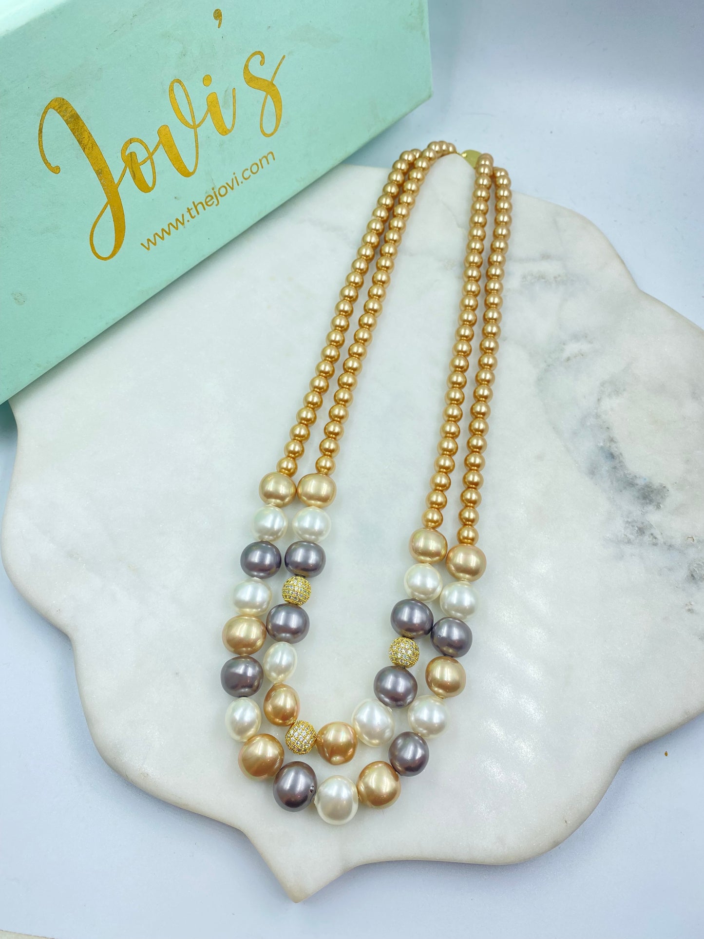 DOUBLE LINE SHELL PEARL WITH SWAROVSKI BEADS NECKLACE