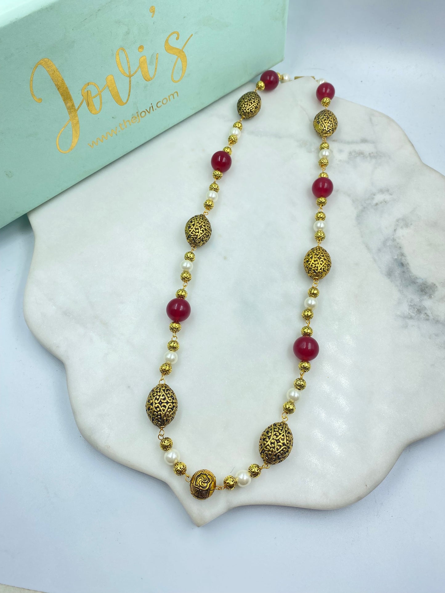 TRADITIONAL GOLD NECKLACE