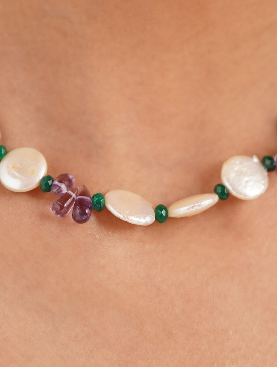 Freshwater Pearl Coin Necklace with semiprecious Amethyst beads.