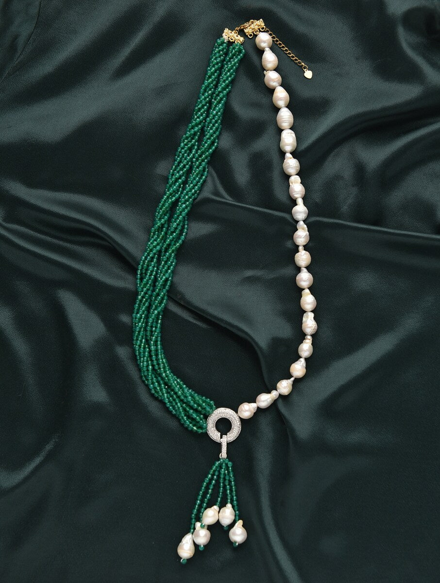 Twisted Green Onyx and Freshwater Pearl Crystal Necklace