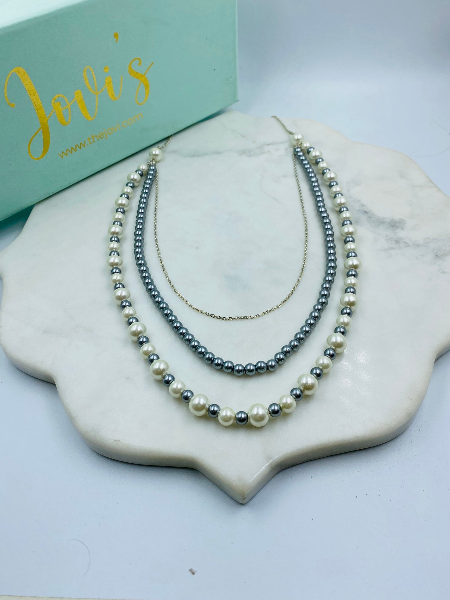 Shell Pearl Necklace