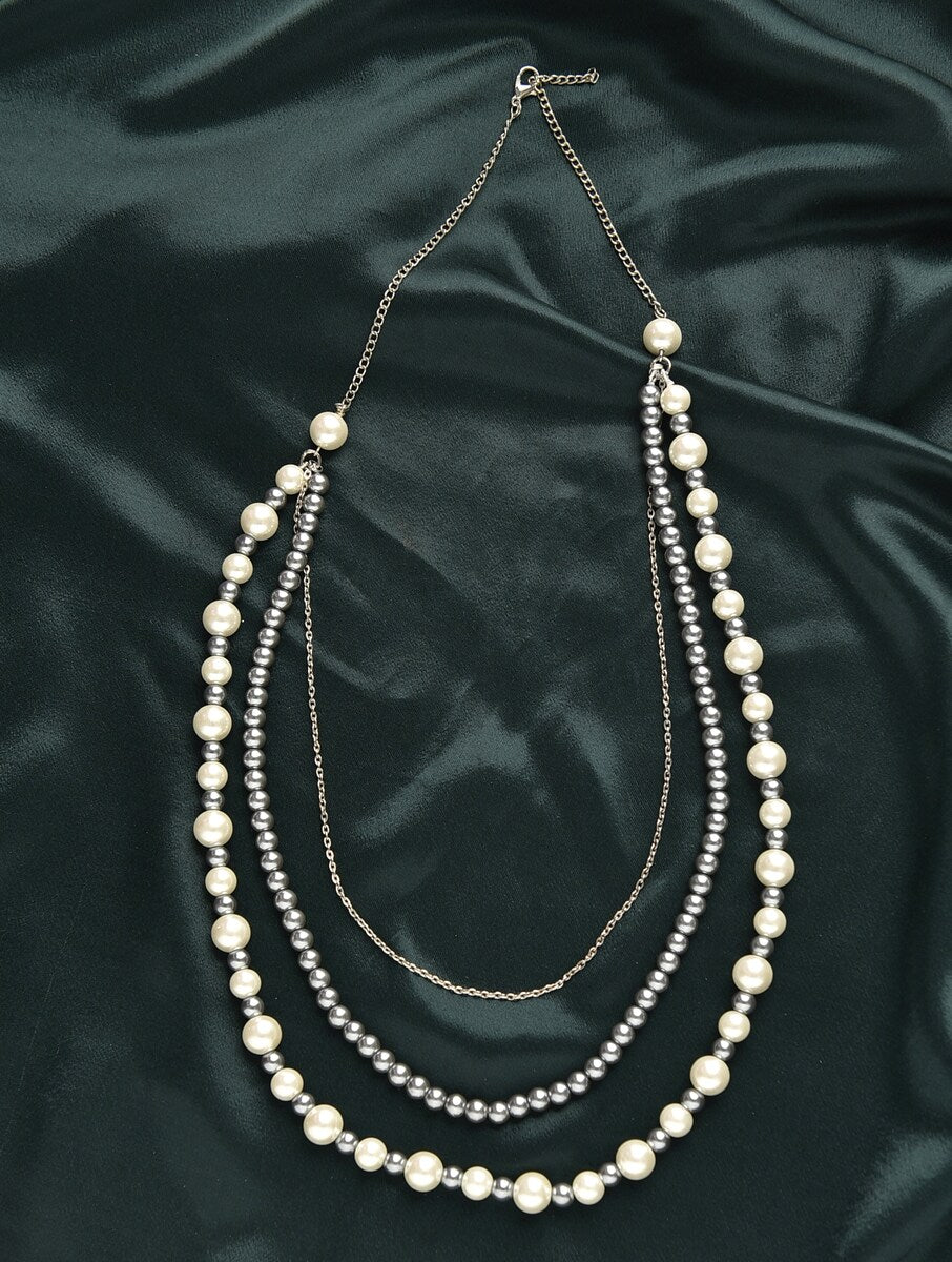 Shell Pearl Necklace