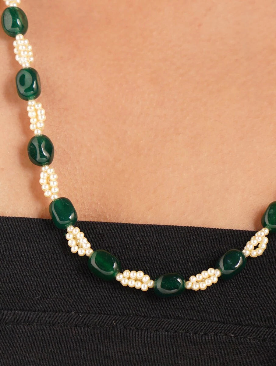 Green Single Line Necklace