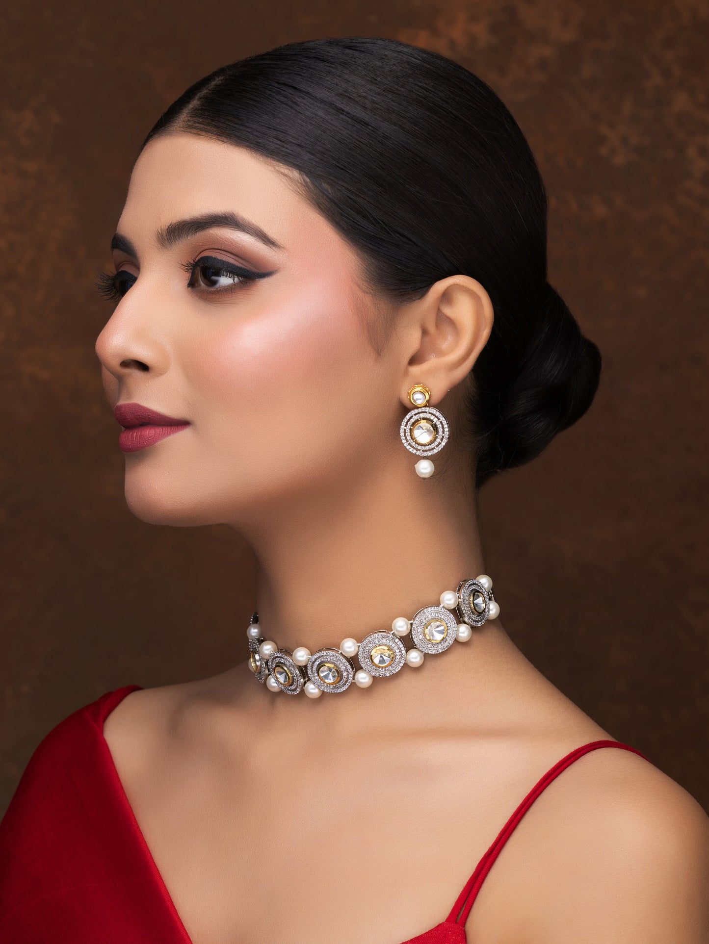 POLKI AND PEARL CHOKER WITH EARRING