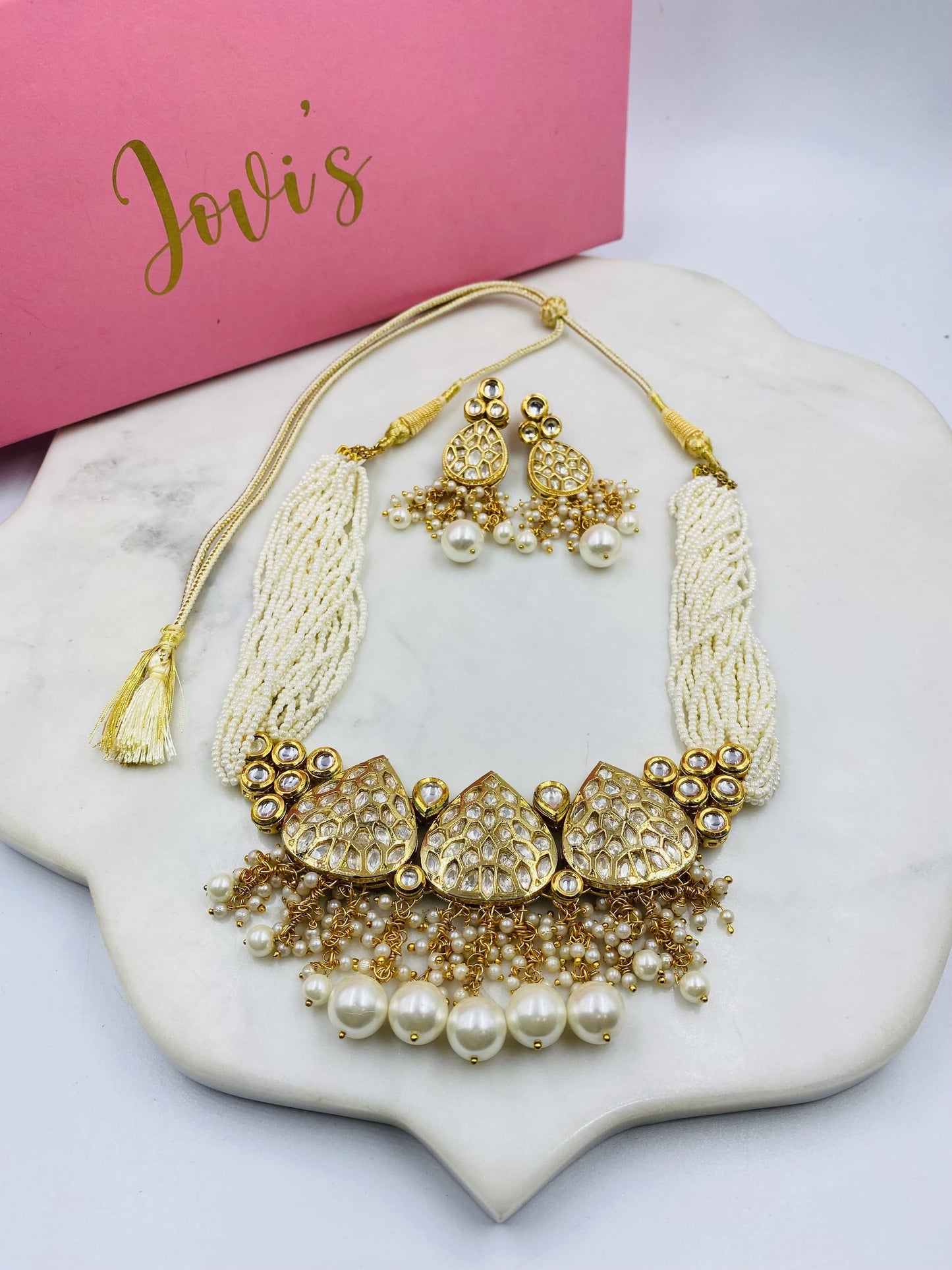 POLKI & PEARL NECKLACE WITH EARRINGS