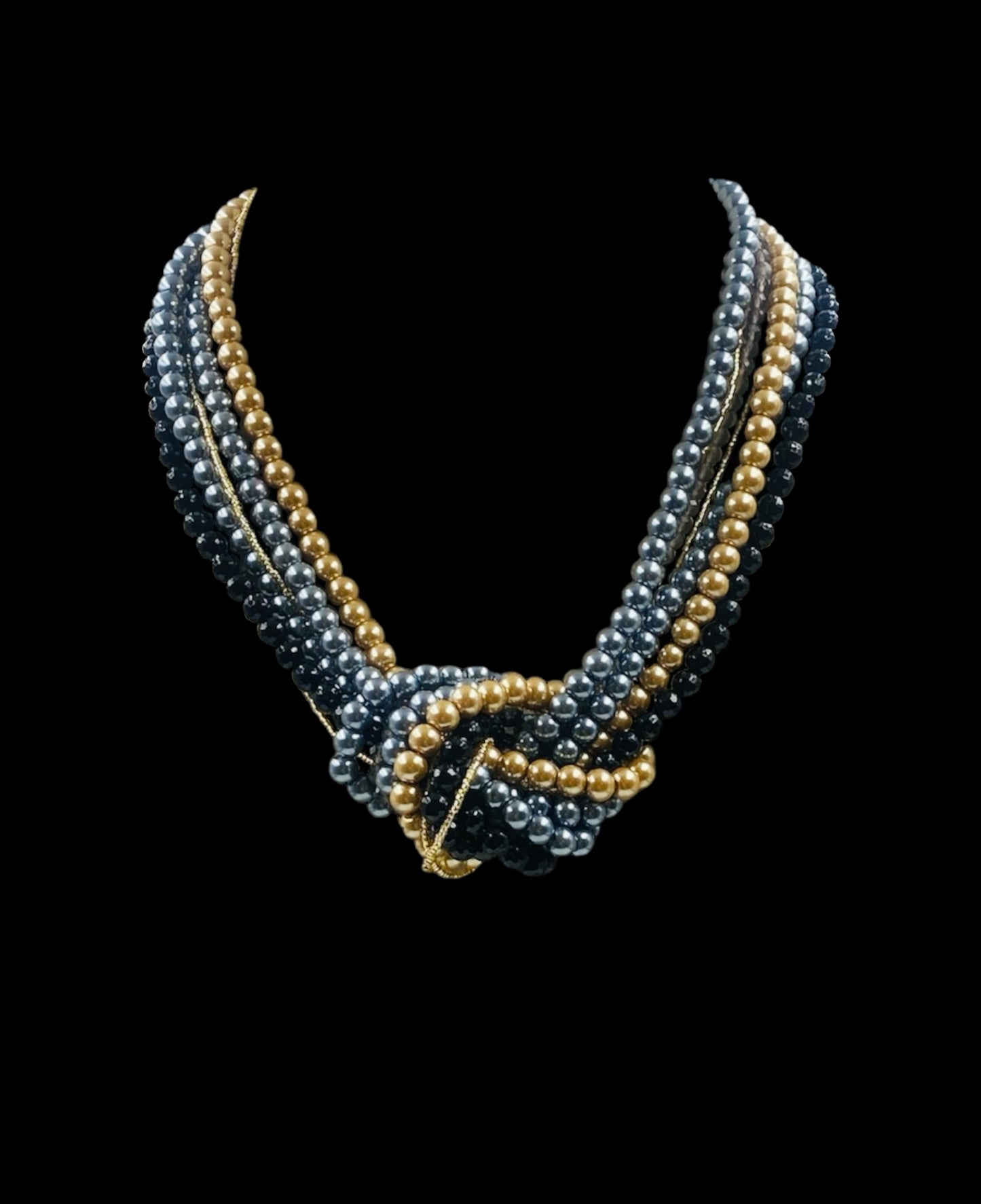 SHELL PEARL & ONYX KNOT NECKLACE