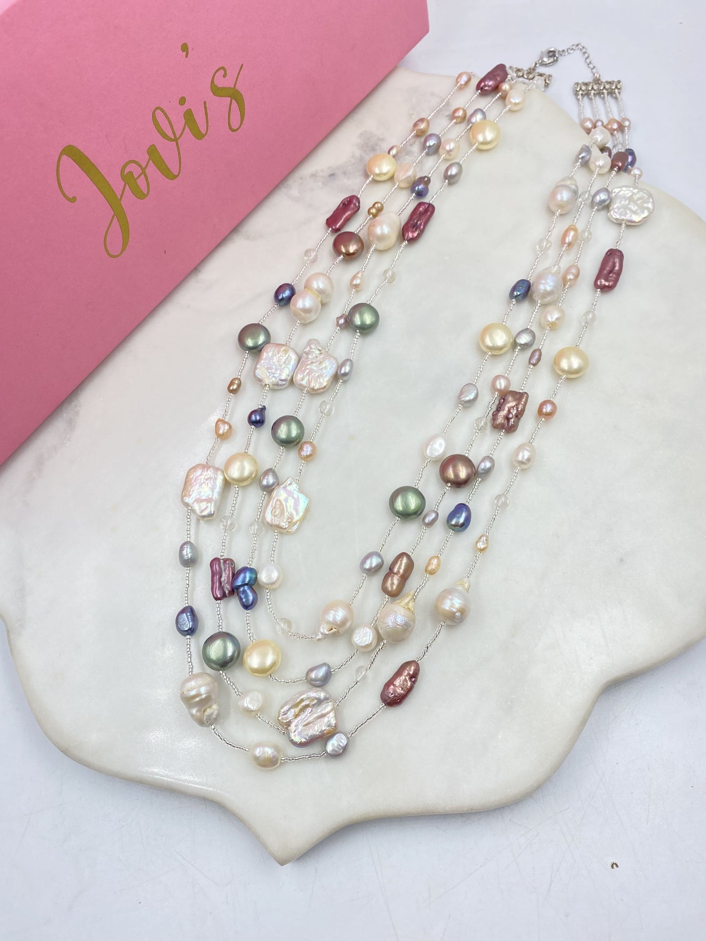 MULTICOLOR FRESHWATER PEARL LAYERED NECKLACE