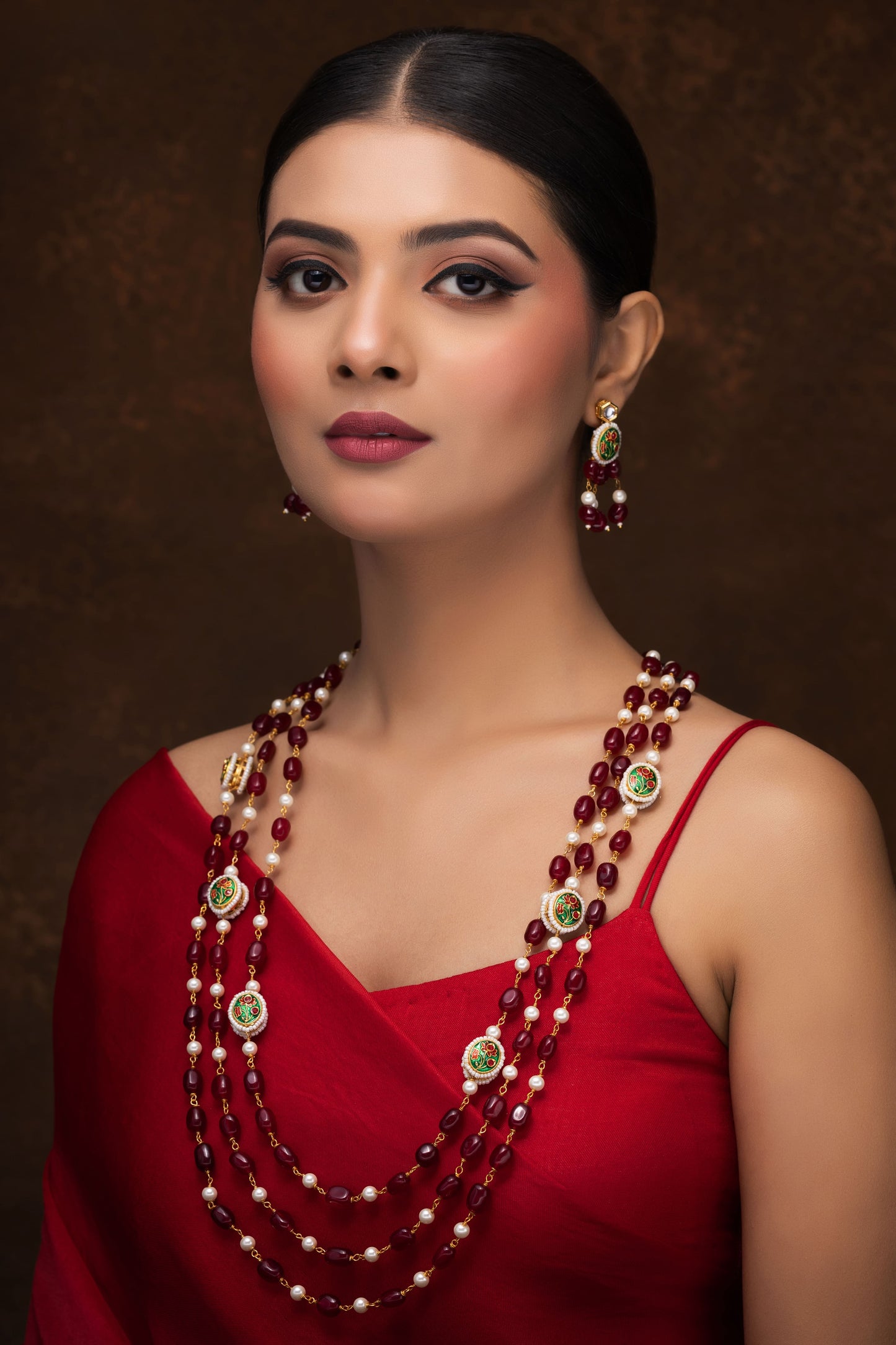 RED QUARTZ AND KUNDAN NECKLACE WITH EARRINGS