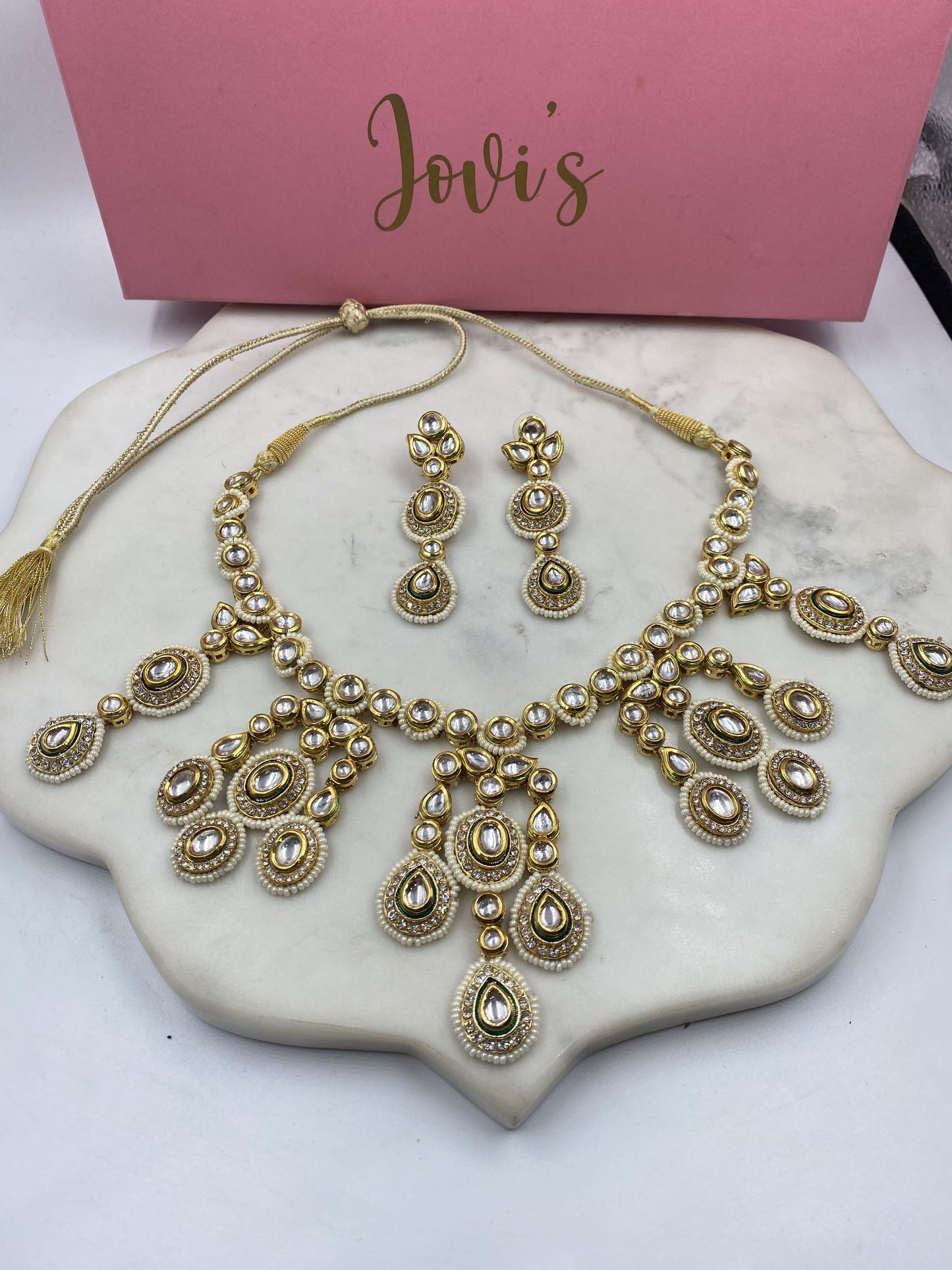 KUNDAN NECKLACE WITH EARRINGS