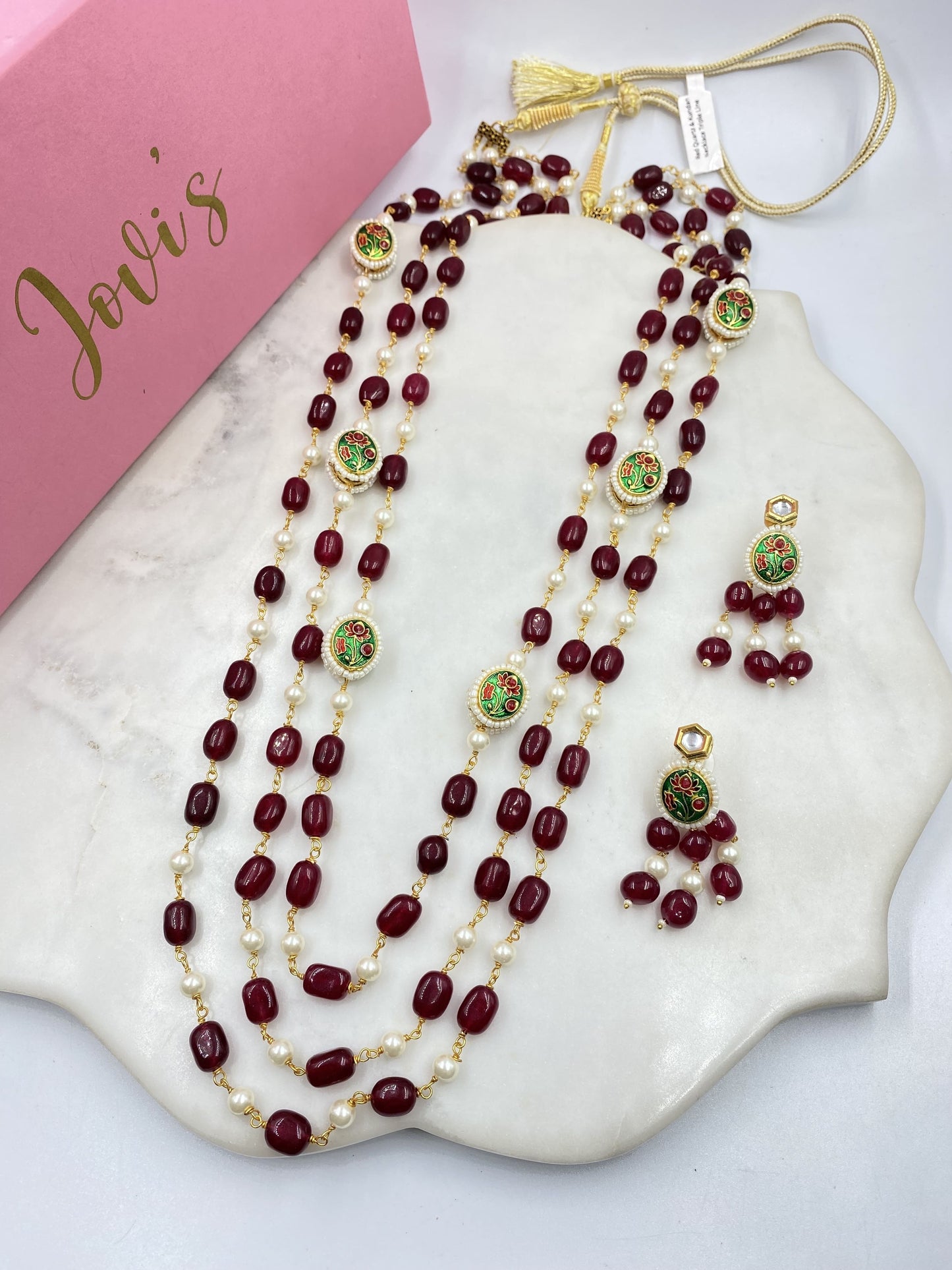 RED QUARTZ AND KUNDAN NECKLACE WITH EARRINGS