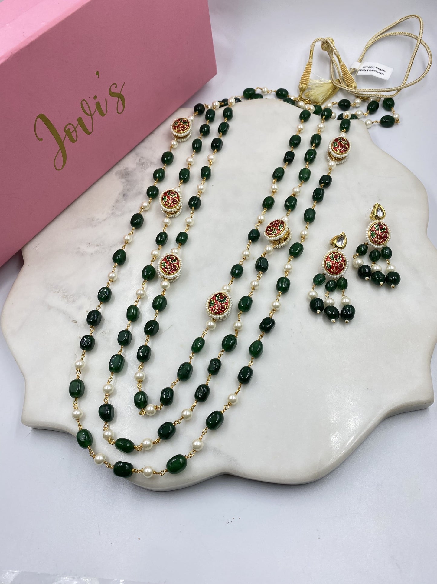 GREEN QUARTZ AND KUNDAN NECKLACE WITH EARRINGS