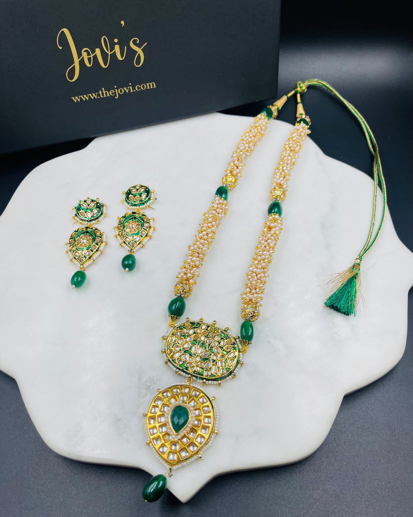 Statement Long Kundan Necklace with Pearl Gucchi String and Earrings