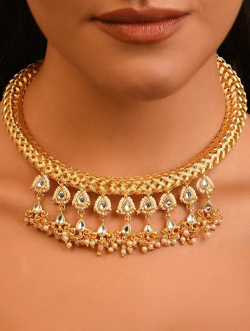 Gold Tone Kundan Hasli Necklace with Kundan Accents  & Pearls