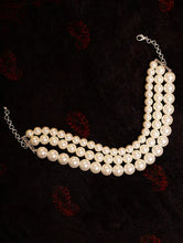 Load image into Gallery viewer, Gradient Shell Pearl Choker
