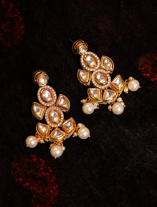 Designer Pearl and Kundan Choker with Earrings