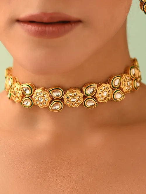 Classic Kundan Choker with Earrings