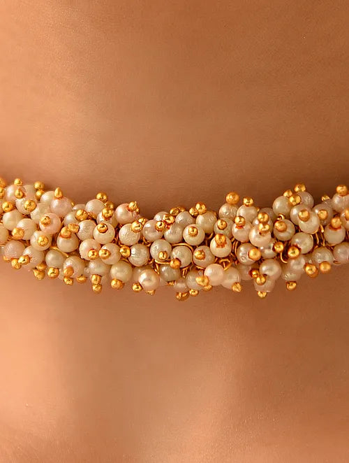 Classic Pearl Choker