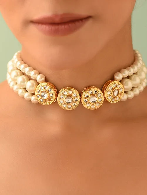 Traditional Kundan and Pearl Choker with Earrings