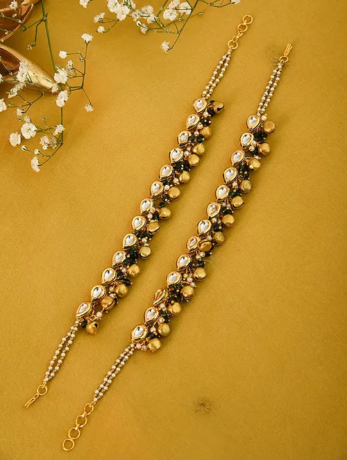 Drop Kundan Anklet with Green Stones, Pearls and Ghungroo