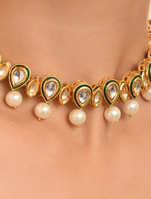 Single Line Kundan Necklace with Earrings