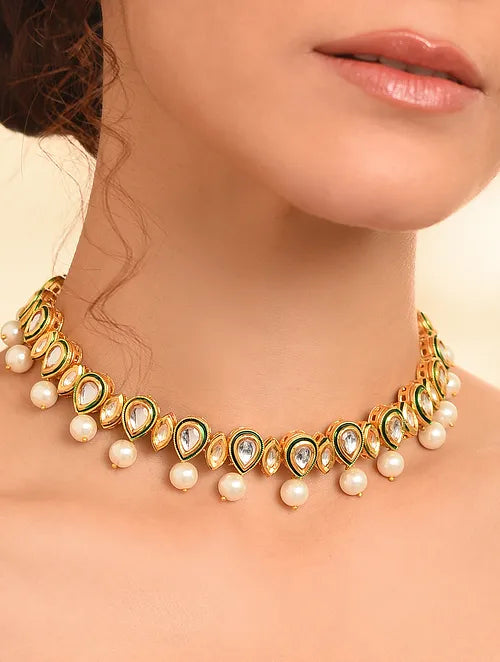 Single Line Kundan Necklace with Earrings