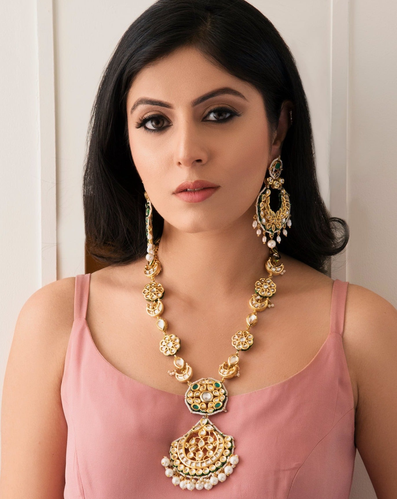 AHILYA Kundan Necklace with Chandbali Earrings