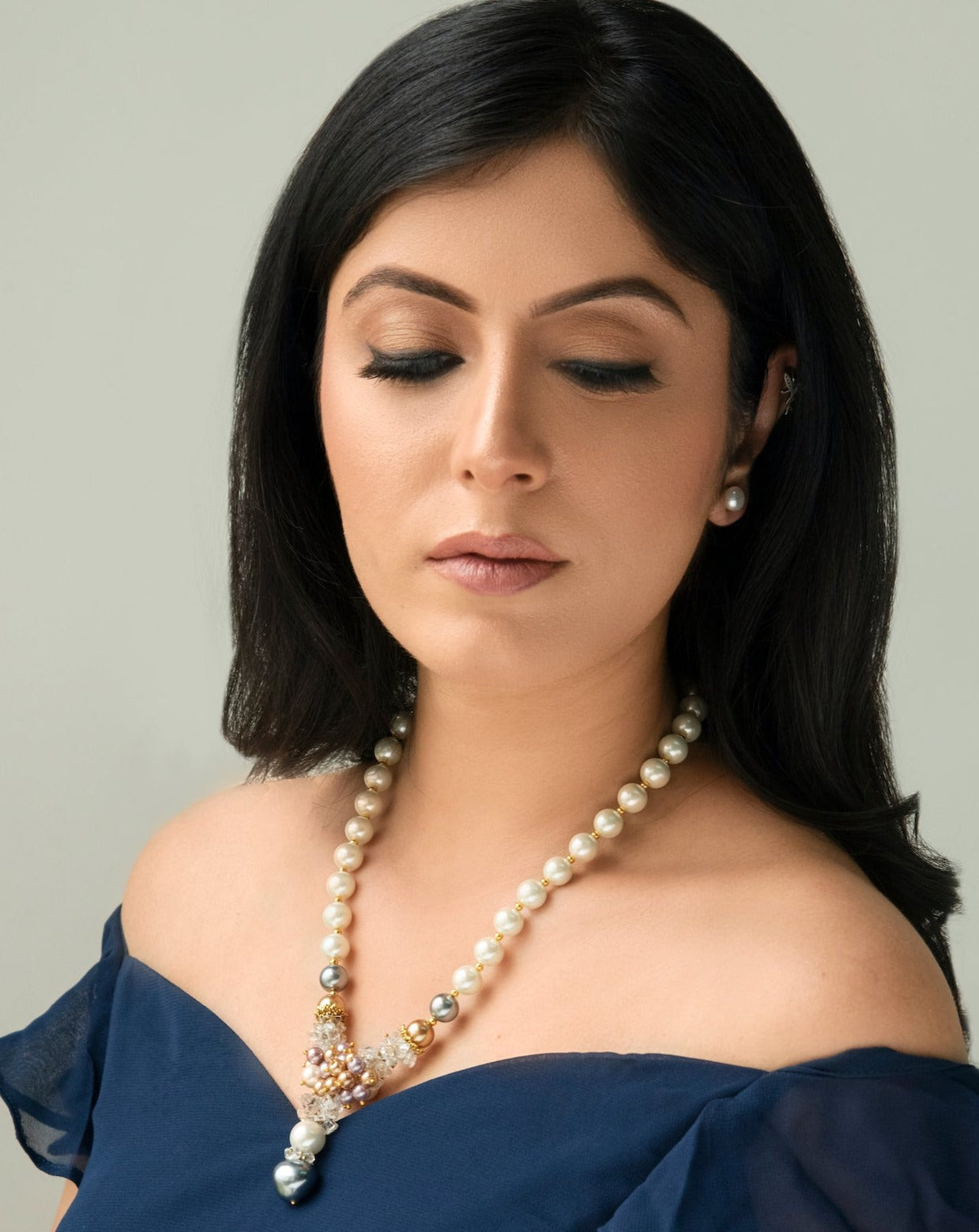 AMELIA Statement Single Line Pearl Necklace