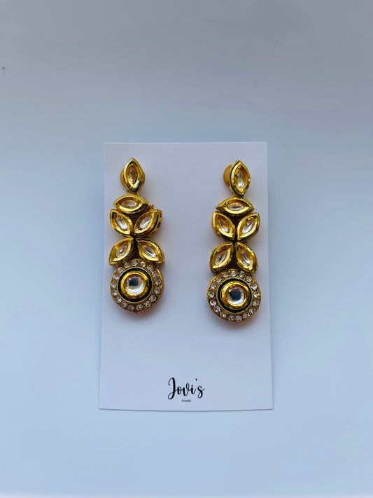 Kundan Short Earrings